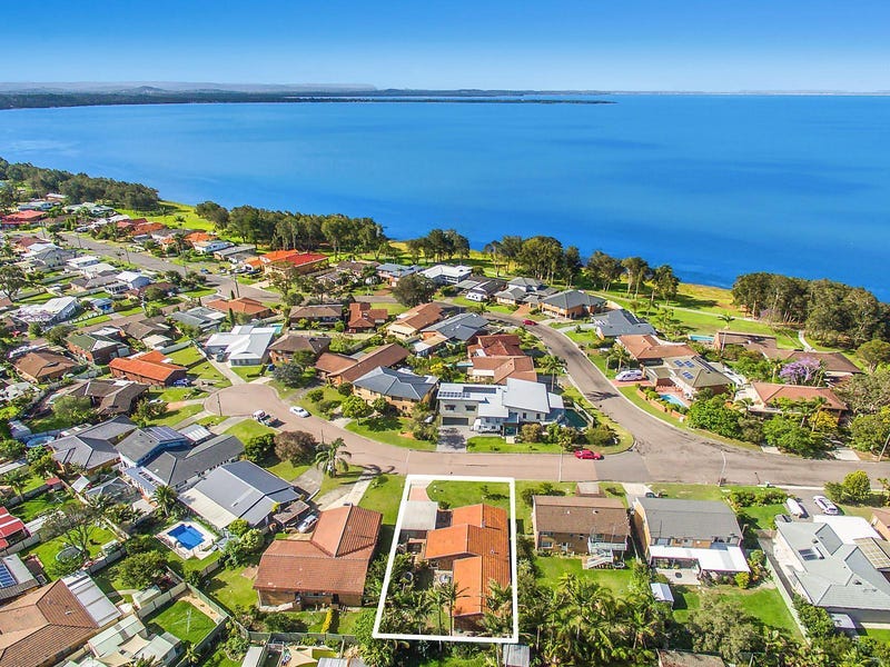 2 Waikiki Close, Killarney Vale, NSW 2261