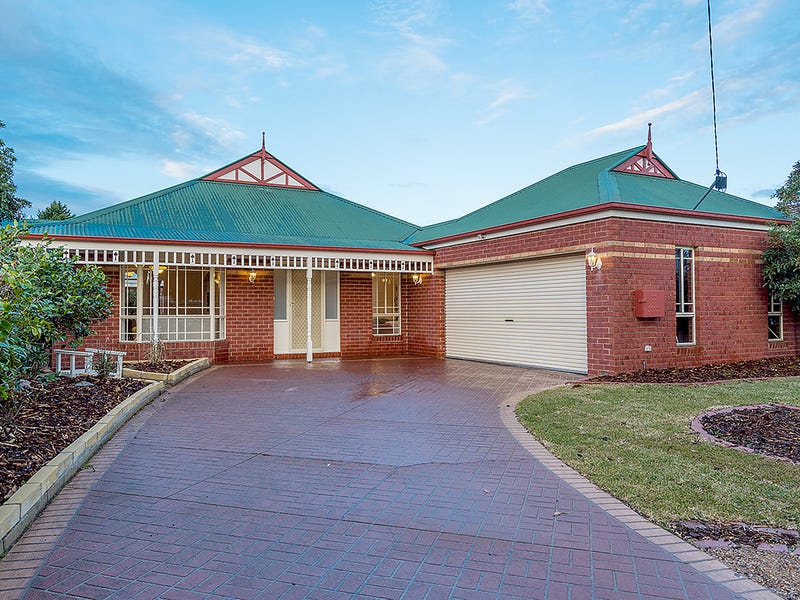 5 Newhaven Road, Craigieburn, Vic 3064 Property Details