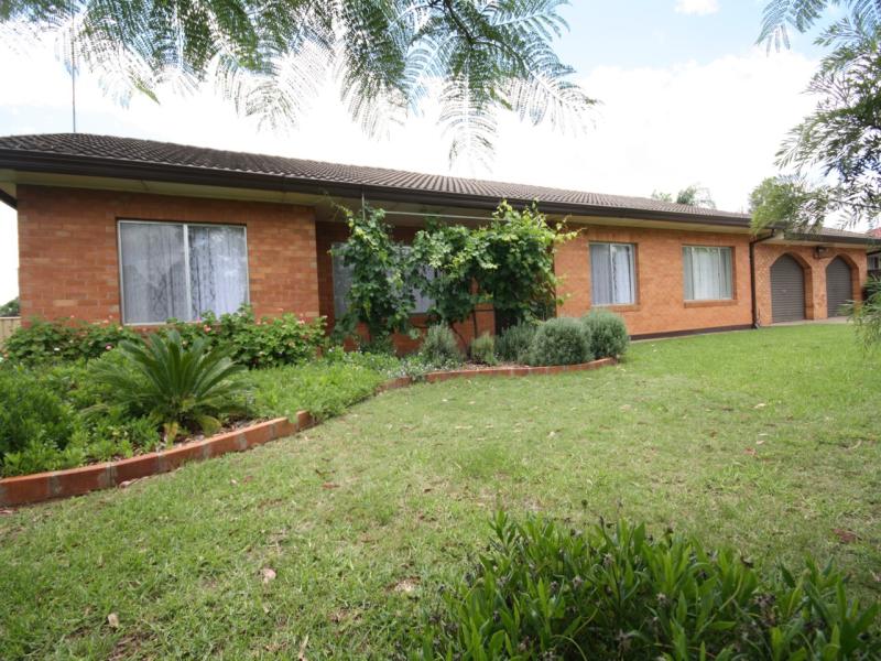 18 Strickland Street, Dubbo, NSW 2830 Property Details