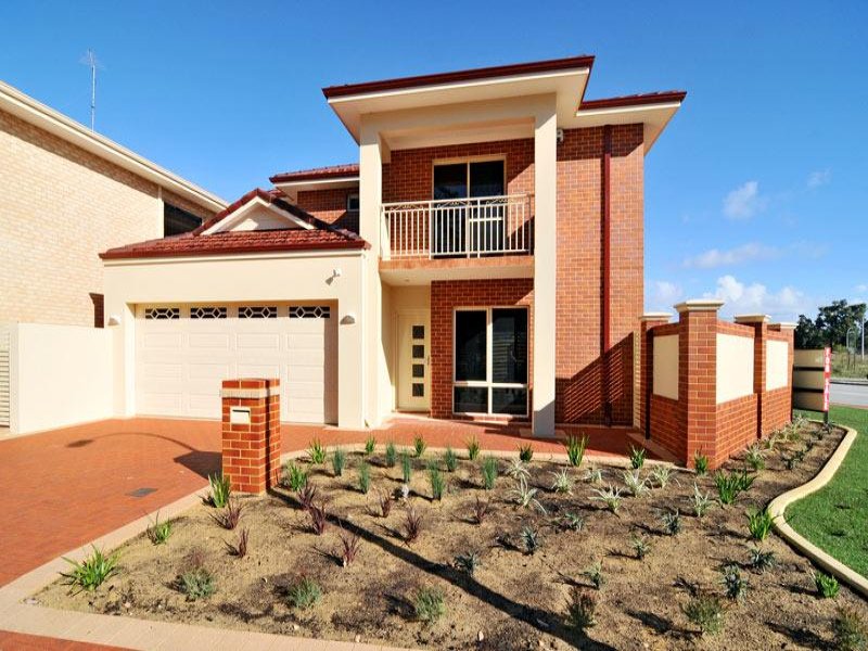 2 Len Howard Drive, Erskine, WA 6210 Property Details