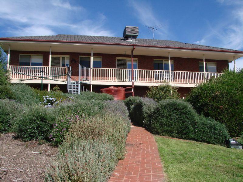 4 Pelican Walk, Whittlesea, VIC 3757