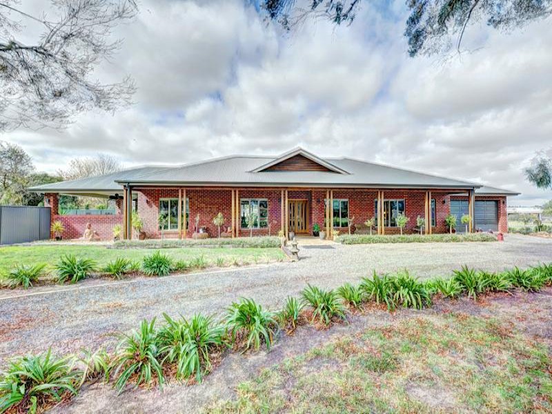 5 Rose Hill Road, Mount Rowan, VIC 3352