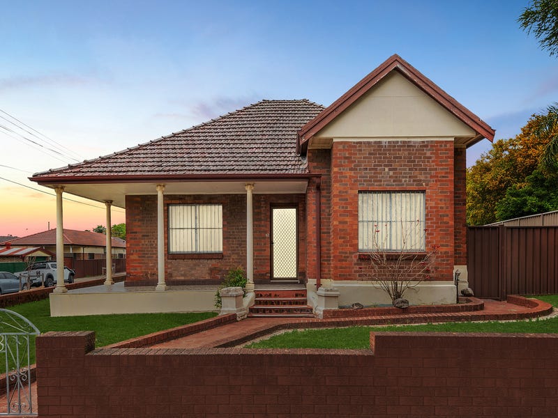 82 Holden Street, Ashfield, NSW 2131 Property Details