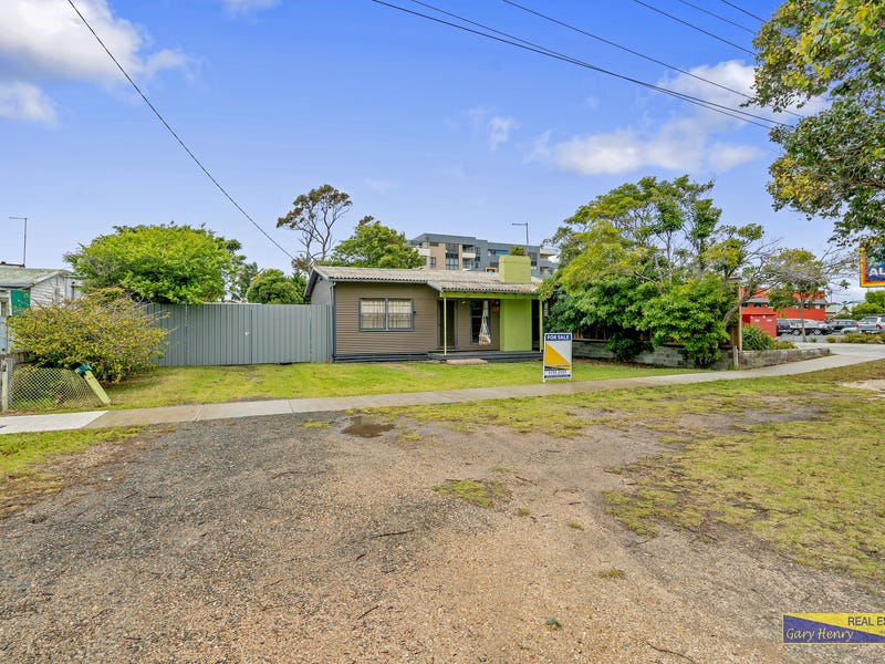 14 Marine Parade, Lakes Entrance, VIC 3909