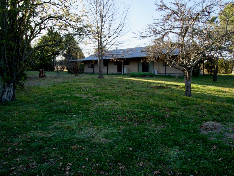 106 Thorpleigh Road, Hillgrove, NSW 2350