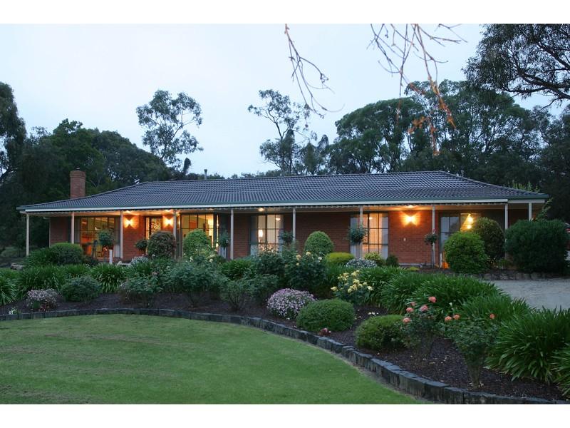 22 Manoora Road, Maryknoll, Vic 3812 Property Details