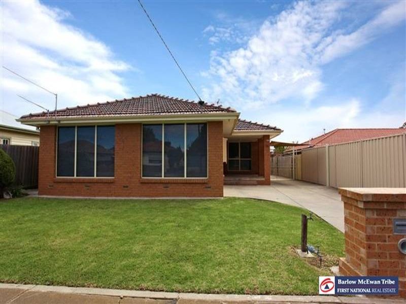 25 Waratah Street, Seaholme, Vic 3018 Property Details