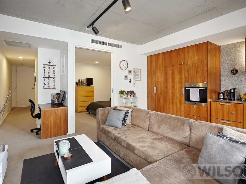 102/35 Ormond Road, Elwood, Vic 3184 Property Details