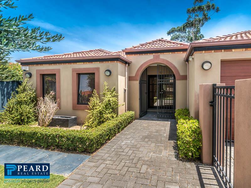 9 Place, Balga, WA 6061 Property Details