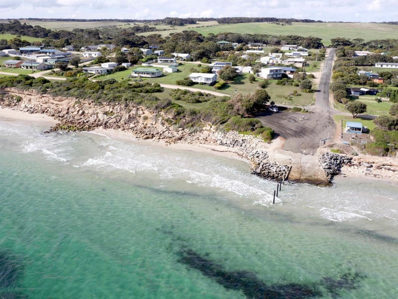 26 The Esplanade, Baudin Beach, SA 5222