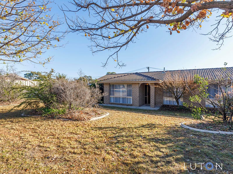 10 Candelo Place, Isabella Plains, ACT 2905