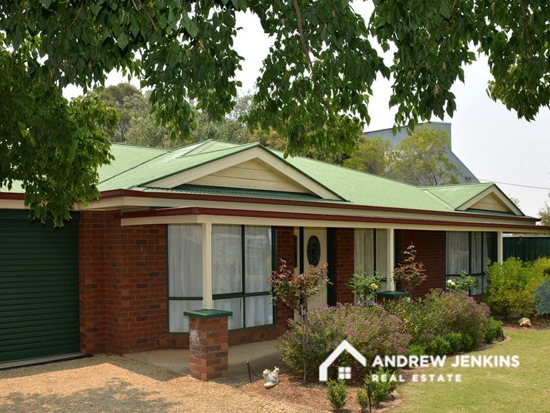 36 Wiruna St, Barooga, NSW 3644 Property Details