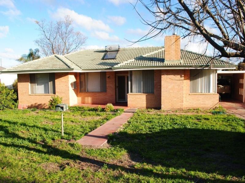 8 Church Avenue, Kojonup, WA 6395 Property Details