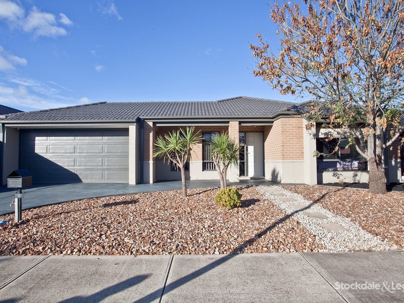 8 Hemsley Drive, Deer Park, VIC 3023