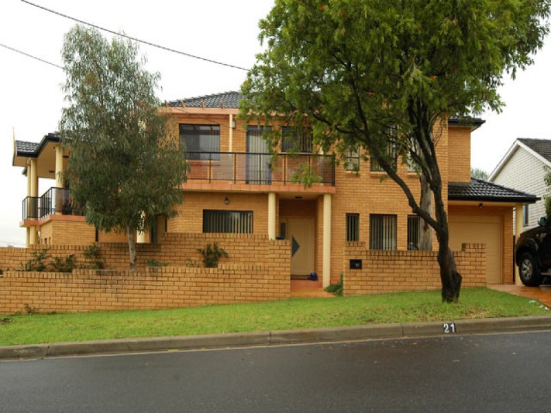 21 Lawford Street, Greenacre, NSW 2190