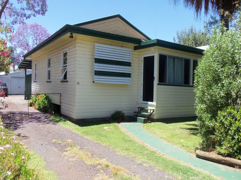 83 High St, Jandowae, Qld 4410 Property Details