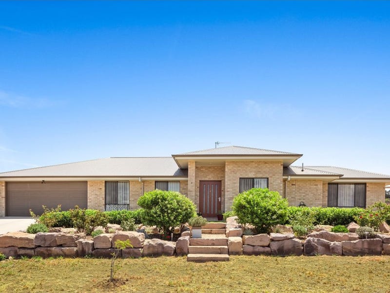 3 Massey Street, Kingsthorpe, Qld 4400 Property Details