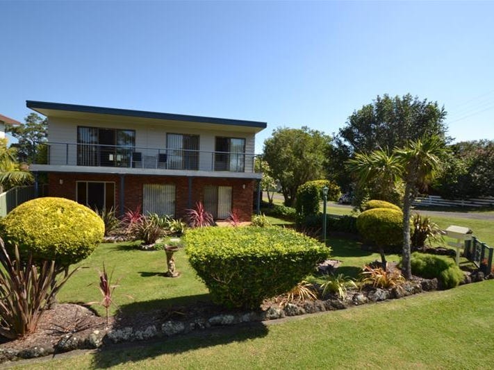 21 River Road, Shoalhaven Heads, NSW 2535