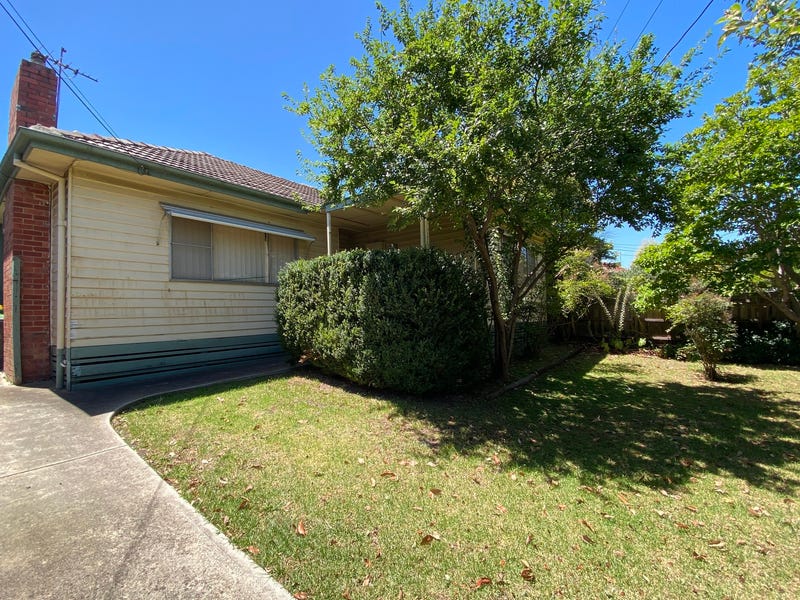 24 Keats Avenue, Kingsbury, Vic 3083