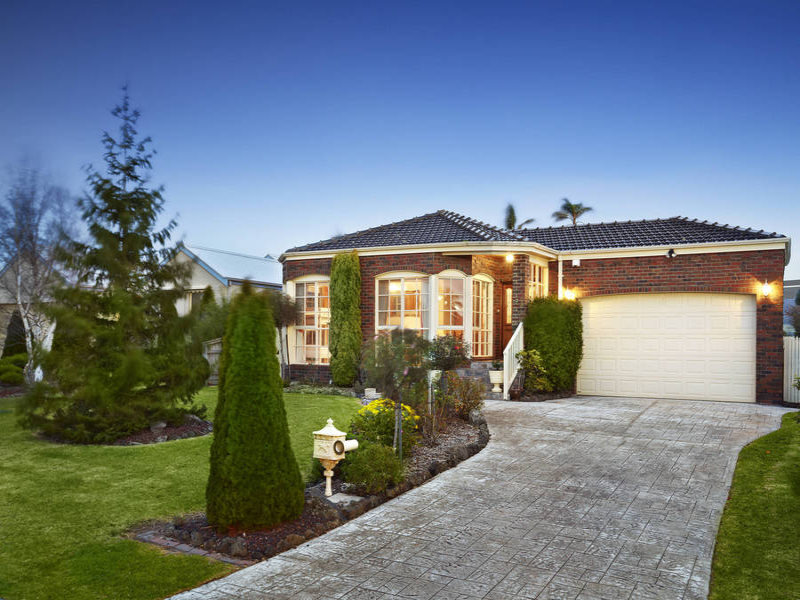 24 Palm Tree Drive, Safety Beach, VIC 3936