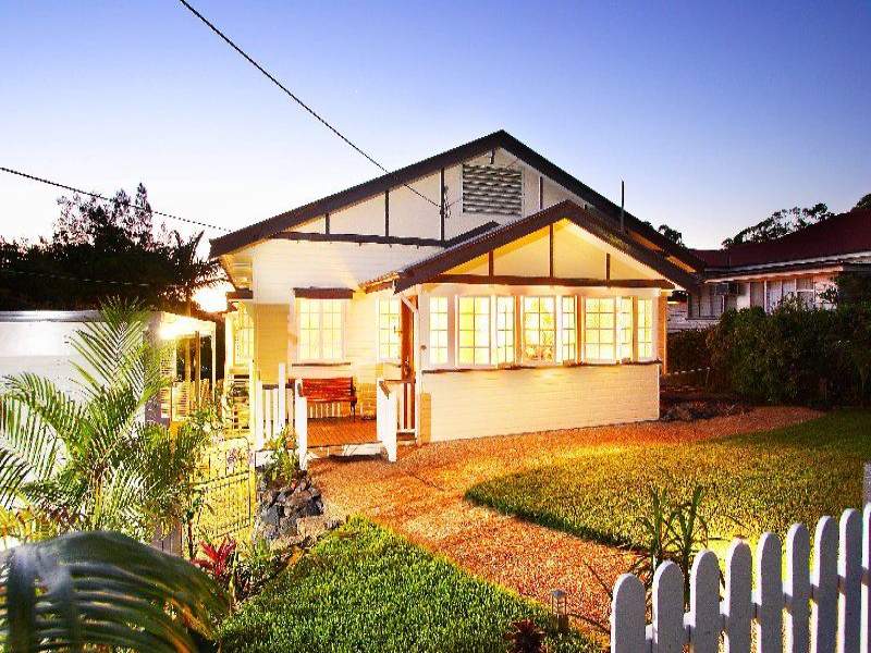 82 Banks Street, Alderley, Qld 4051 Property Details