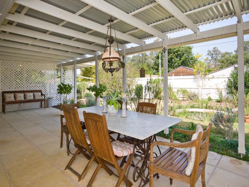 50 Edson Street, Kenmore, Qld 4069 Property Details