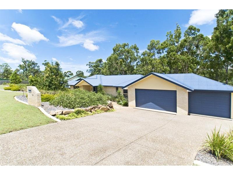 33 Lawnhill Drive, Nerang, QLD 4211
