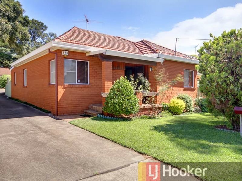 57 Shenstone Road, Riverwood, NSW 2210 Property Details