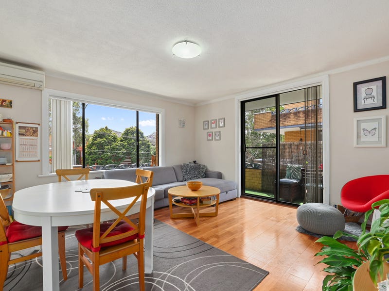 2/18 Lismore Avenue, Dee Why, NSW 2099