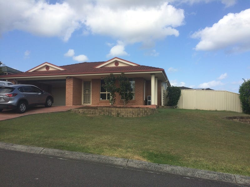 11 Menindee Avenue, Blue Haven, NSW 2262