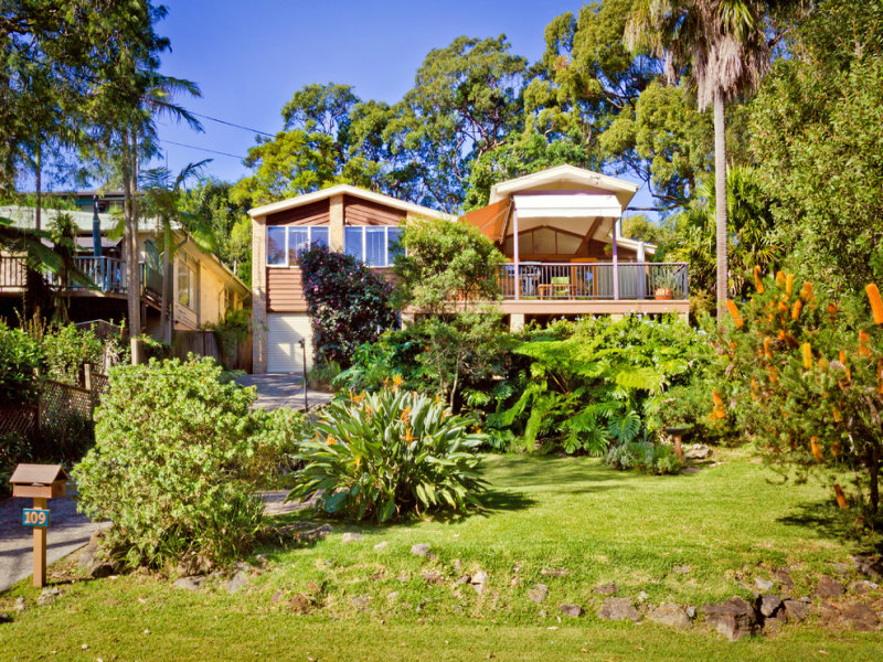 109 Rose Avenue, Wheeler Heights, NSW 2097