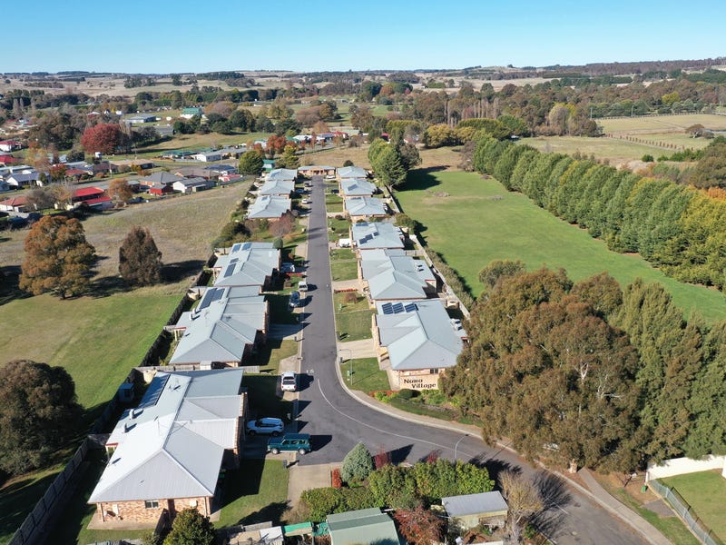 3 Picker Street, Crookwell, NSW 2583 Villa for Sale