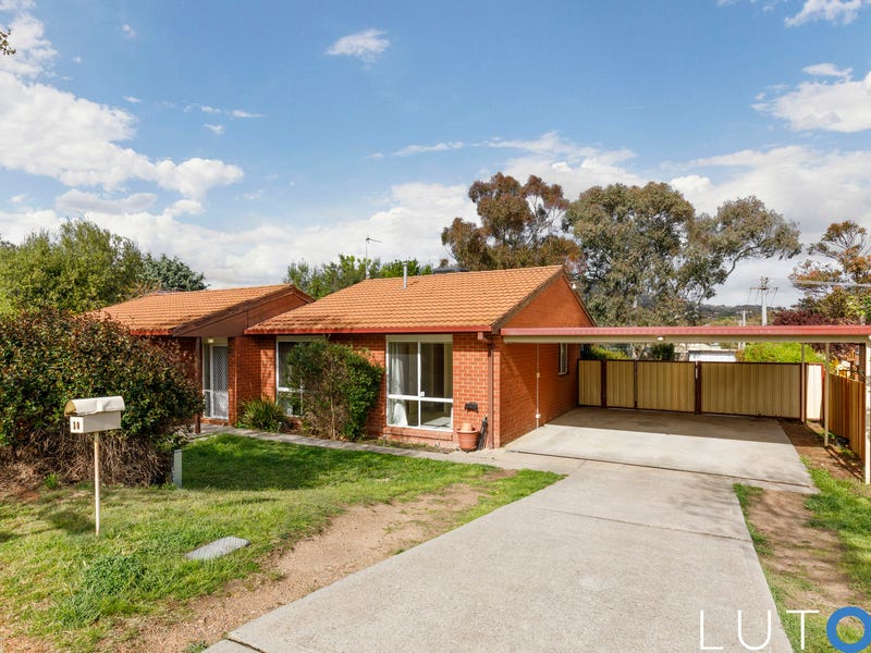 30 Scantlebury Crescent, Theodore, ACT 2905 Property Details