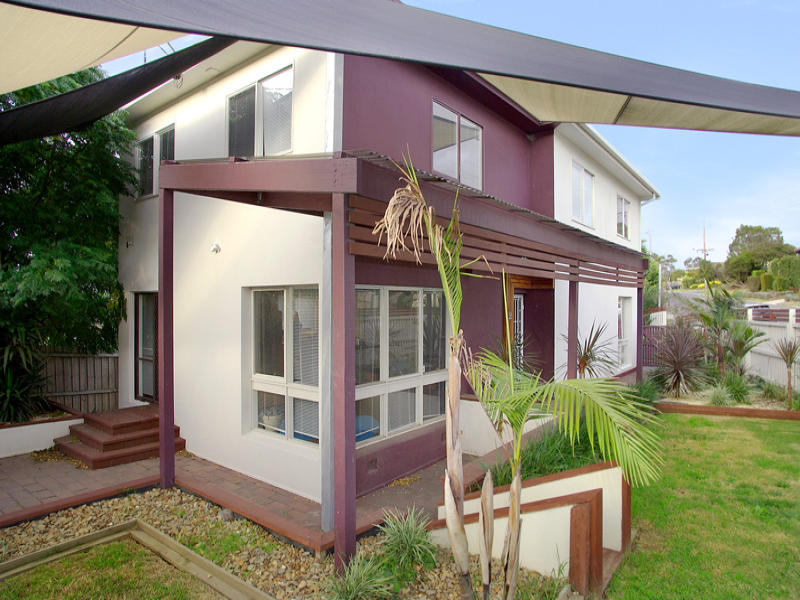 2 Scenic Road, Highton, Vic 3216 Property Details