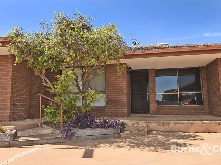 4/646 Koorlong Avenue, Irymple, Vic 3498 Property Details