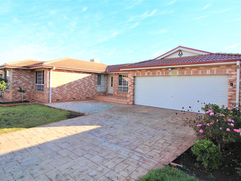 7 Wyvern Crescent, Griffith, NSW 2680 Property Details