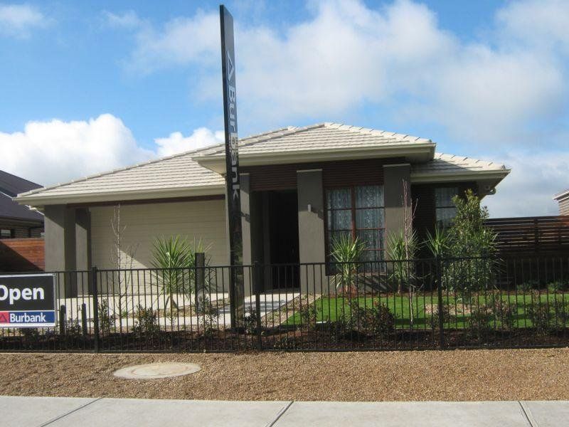 65 Wallara Waters Boulevard, Wallan, VIC 3756