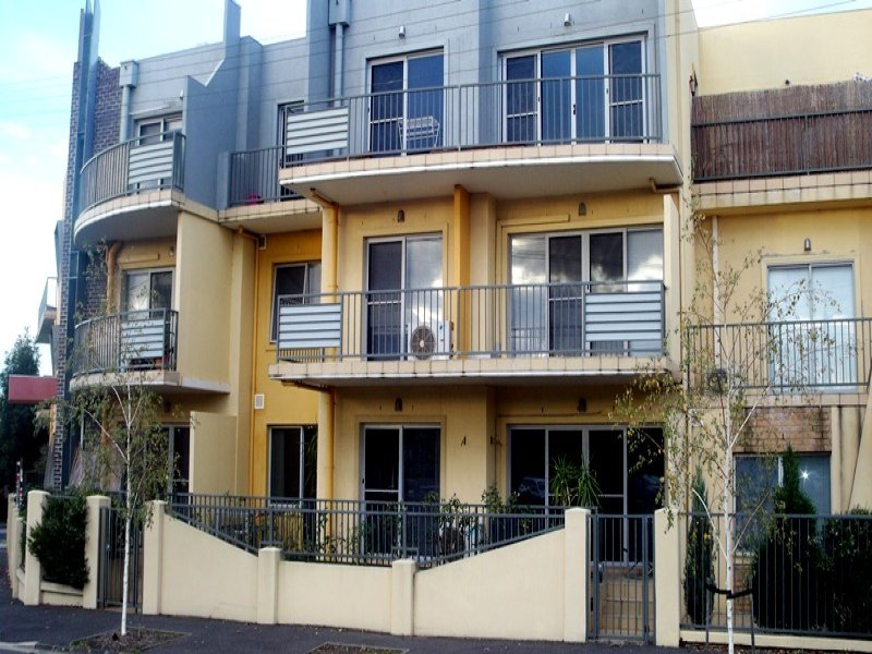 7-42-50-napier-crescent-essendon-vic-3040-property-details