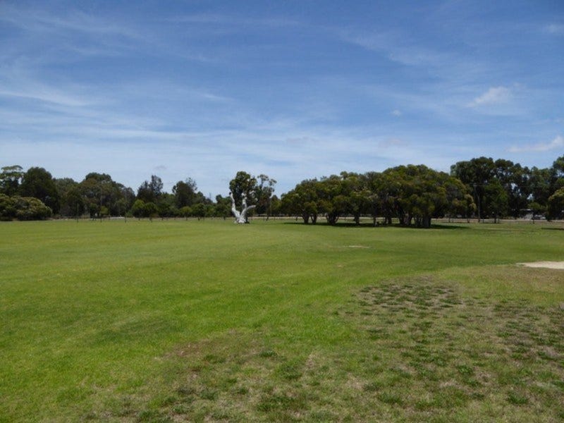 416 Rowley Road, Wandi, WA 6167