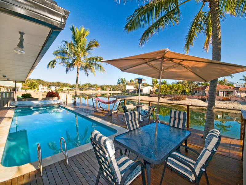 21 Barracuda Court, Palm Beach, QLD 4221