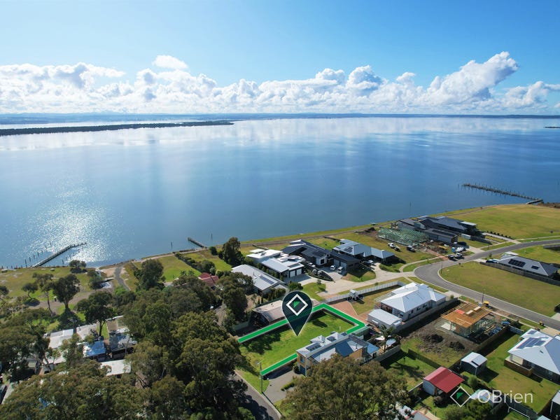 4 Green Court, Eagle Point, VIC 3878