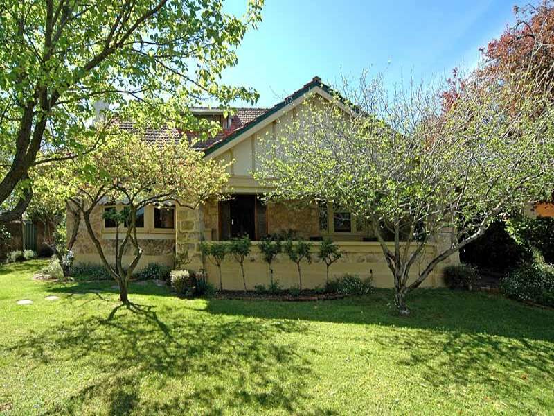 30 Lockwood Road, Erindale, SA 5066 Property Details