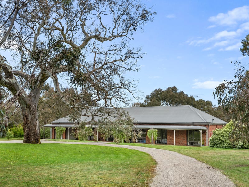 155 Common Road, Inverleigh, Vic 3321 House for Sale