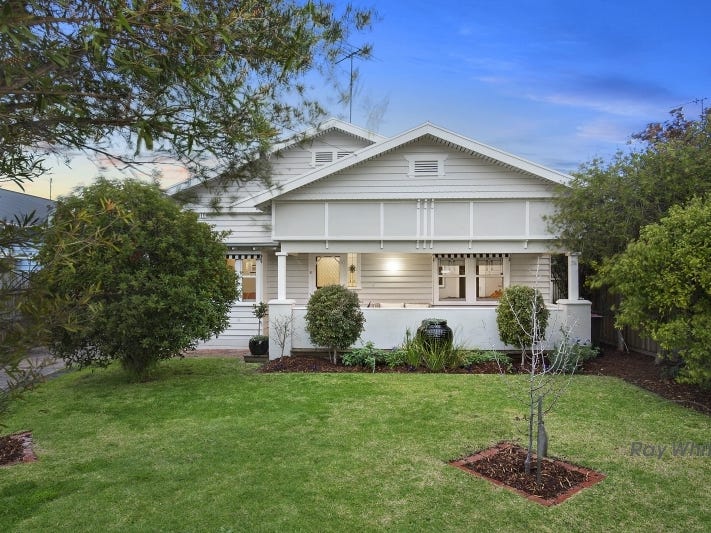 15 Brown Street, East Geelong, VIC 3219