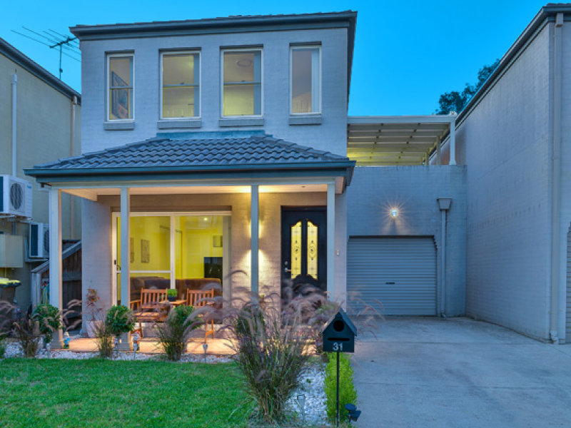 31 Reserve Circuit, Currans Hill, NSW 2567