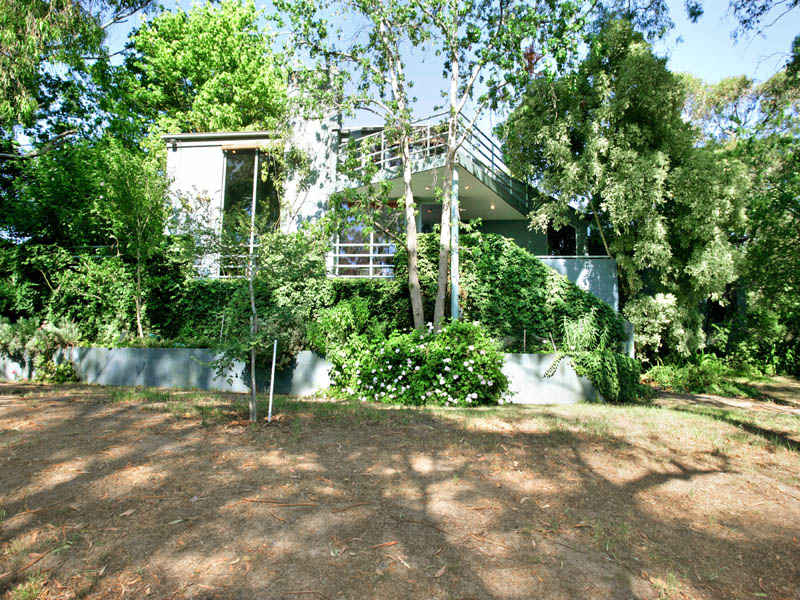 39 Porter Street, Eltham, Vic 3095 Property Details