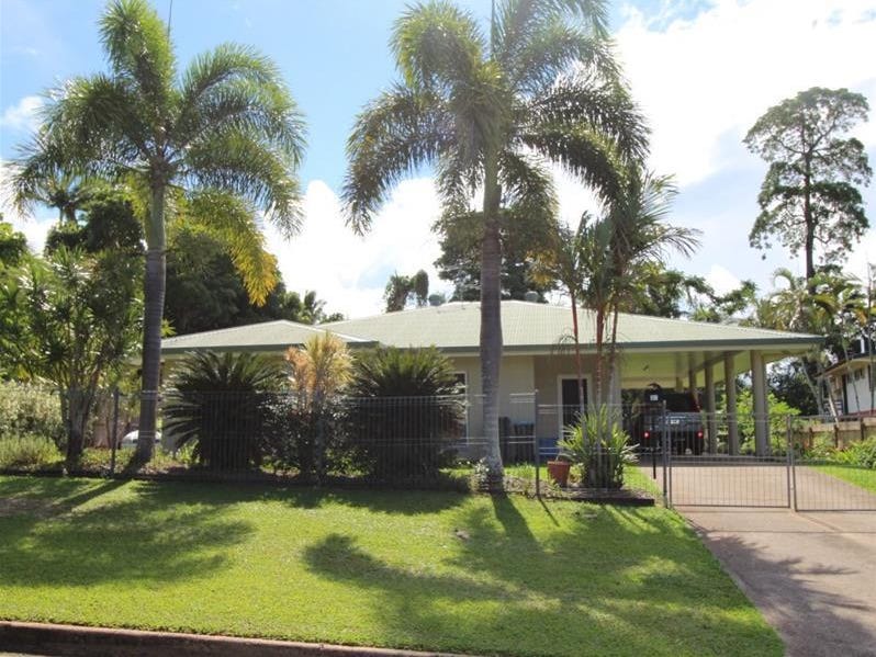 27 Cutten Street, Bingil Bay, QLD 4852