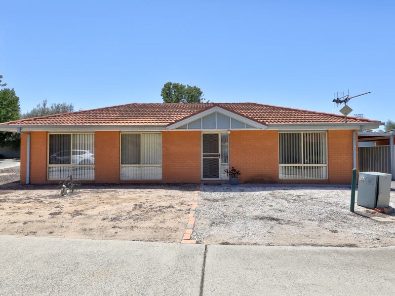 1/5 Manse Road, Cobram, Vic 3644 Unit for Sale