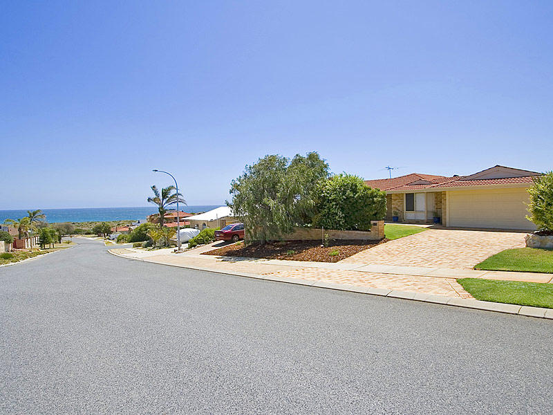 87 Southern Cross Circle, Ocean Reef, WA 6027