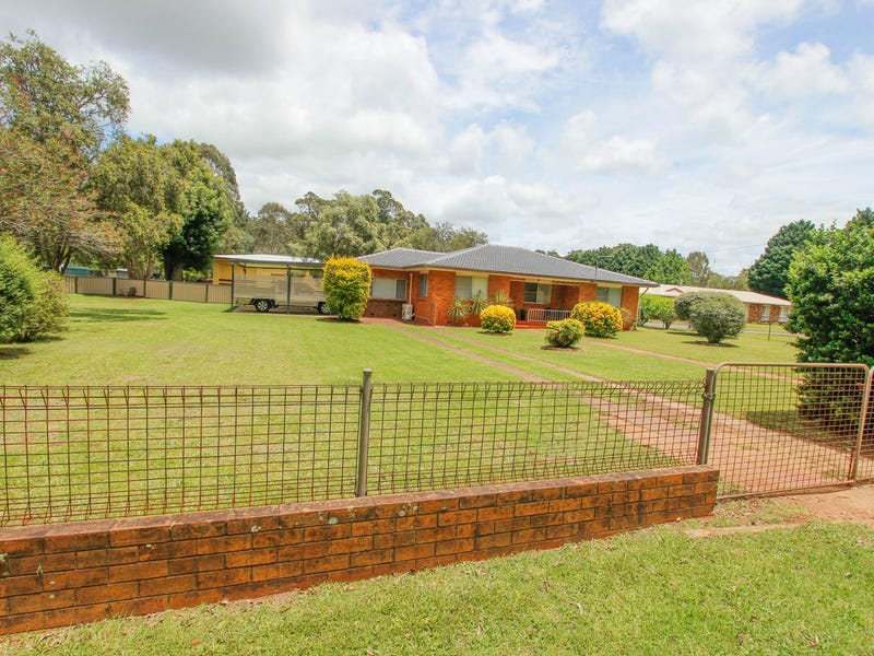 23 Highfields Road, Highfields, QLD 4352